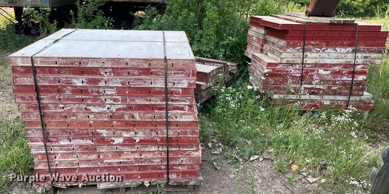 image for item DL3835 Symons  concrete forms