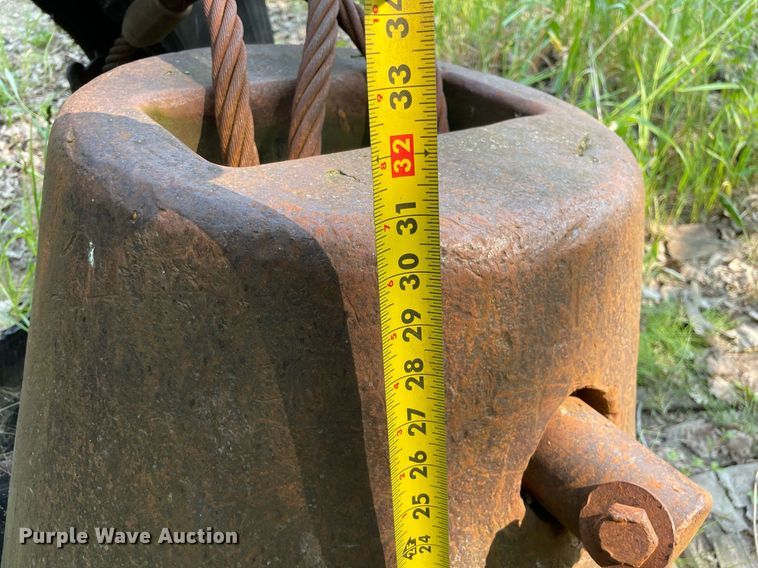 image for item DL3836 Wrecking ball