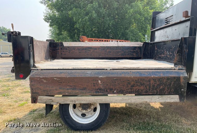 image for item DL3838 2002 International 4300  dump truck