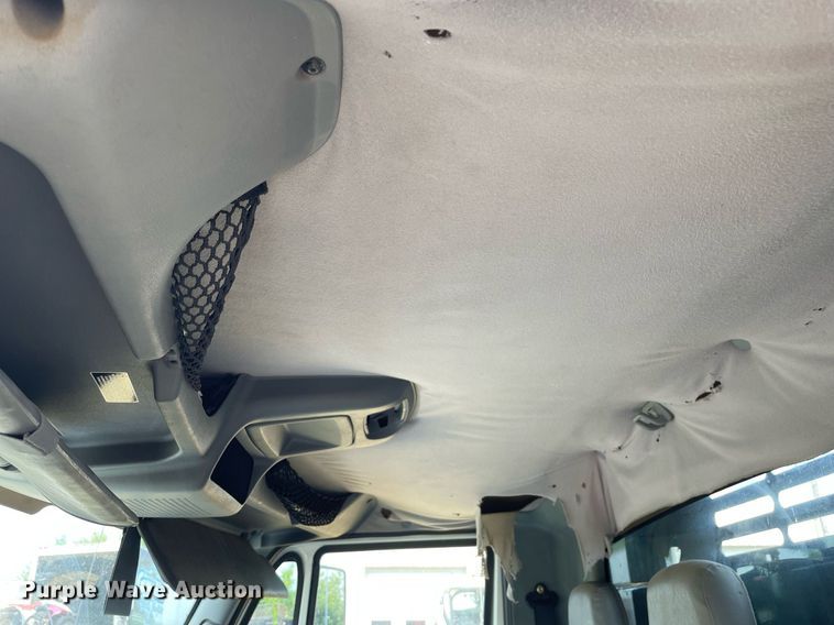 image for item DL3838 2002 International 4300  dump truck