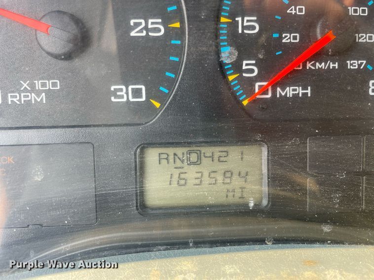 image for item DL3838 2002 International 4300  dump truck