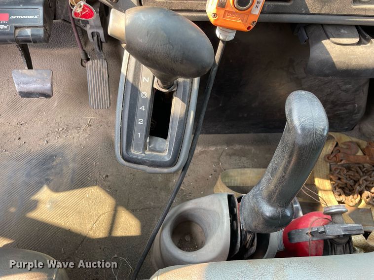 image for item DL3838 2002 International 4300  dump truck