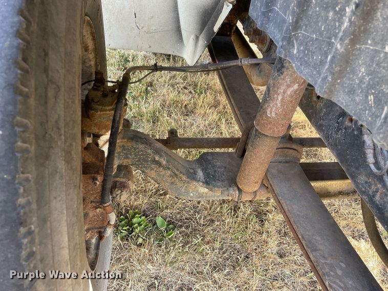 image for item DL3838 2002 International 4300  dump truck