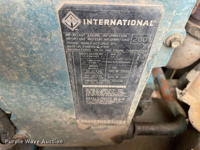 image for item DL3838 2002 International 4300  dump truck