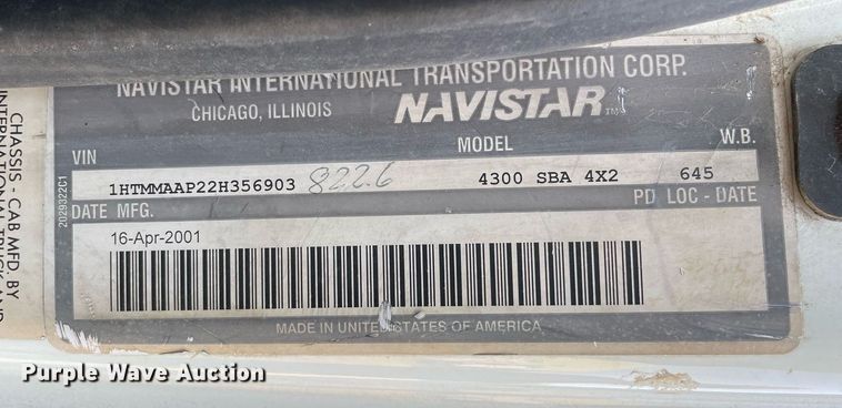 image for item DL3838 2002 International 4300  dump truck