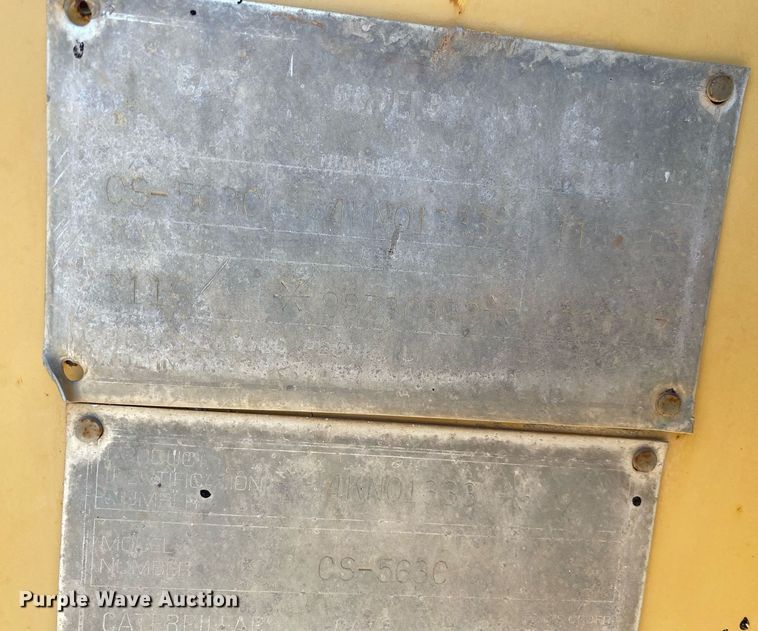 image for item DL7190 1998 Caterpillar CS-563C  single drum vibratory roller