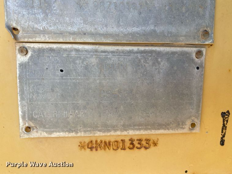 image for item DL7190 1998 Caterpillar CS-563C  single drum vibratory roller