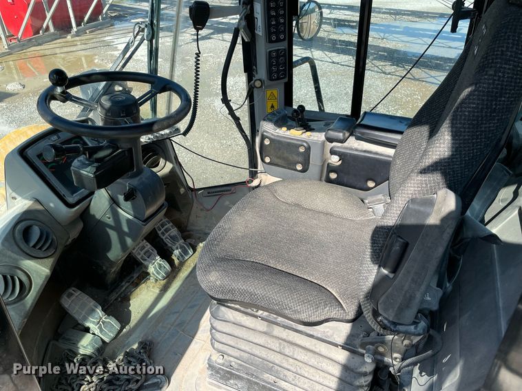 image for item DM0287 2012 Caterpillar 962K  wheel loader