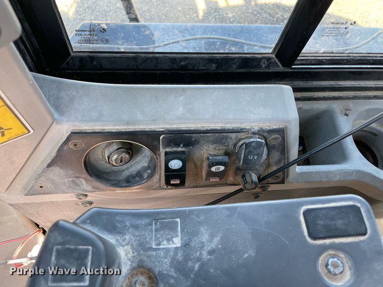 image for item DM0287 2012 Caterpillar 962K  wheel loader