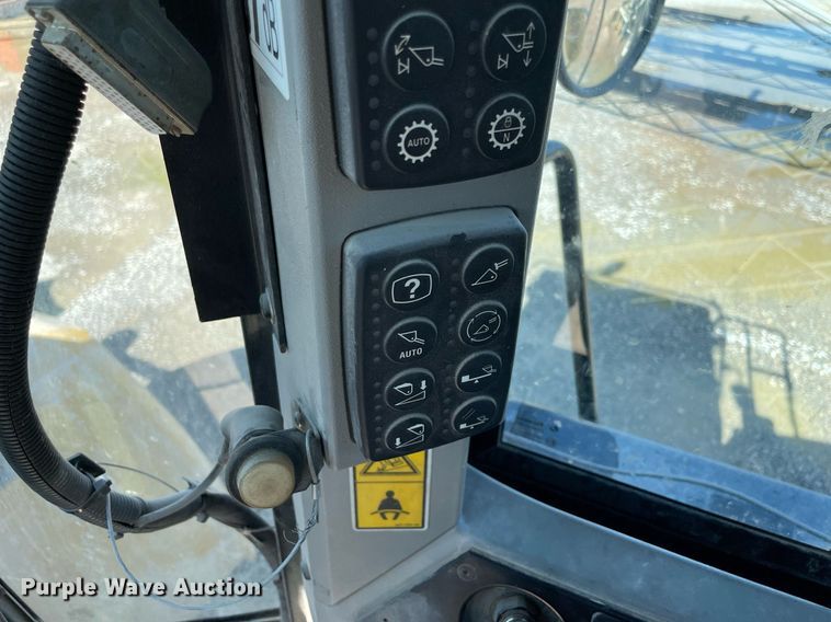 image for item DM0287 2012 Caterpillar 962K  wheel loader