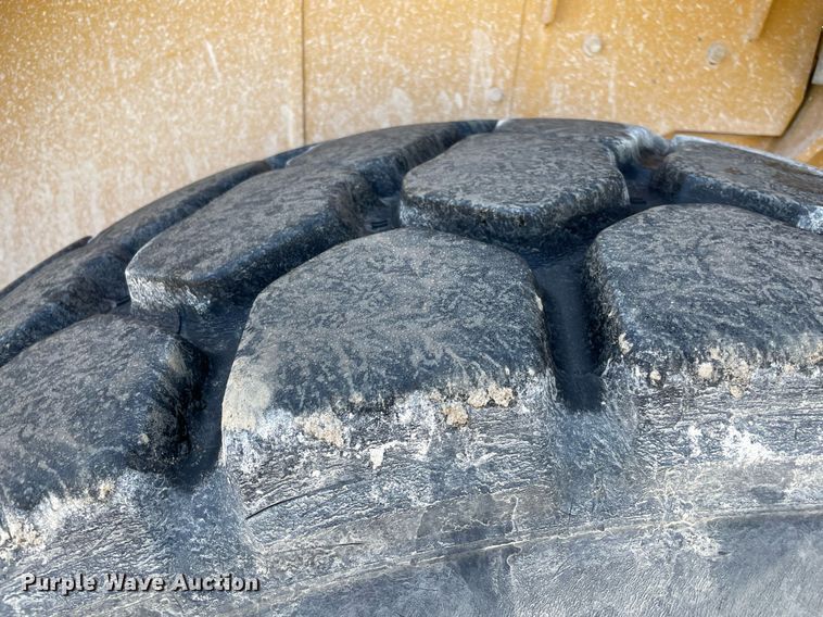 image for item DM0287 2012 Caterpillar 962K  wheel loader