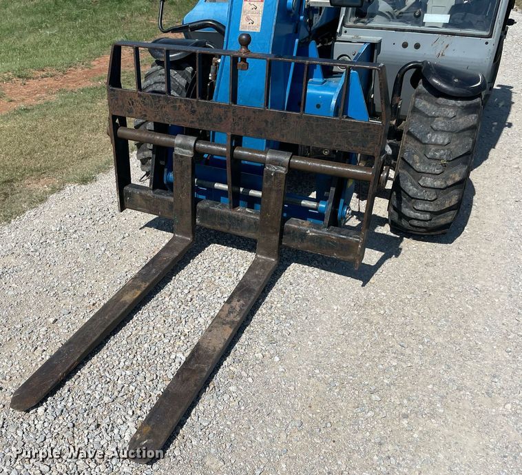image for item DM0288 2012 Genie GTH-5519  telehandler