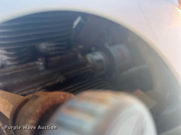 image for item DN3038 2012 Ford F550 Super Duty  Crew Cab utility / service truck