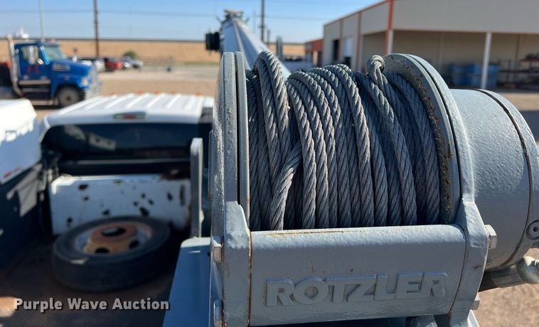 image for item DN3038 2012 Ford F550 Super Duty  Crew Cab utility / service truck