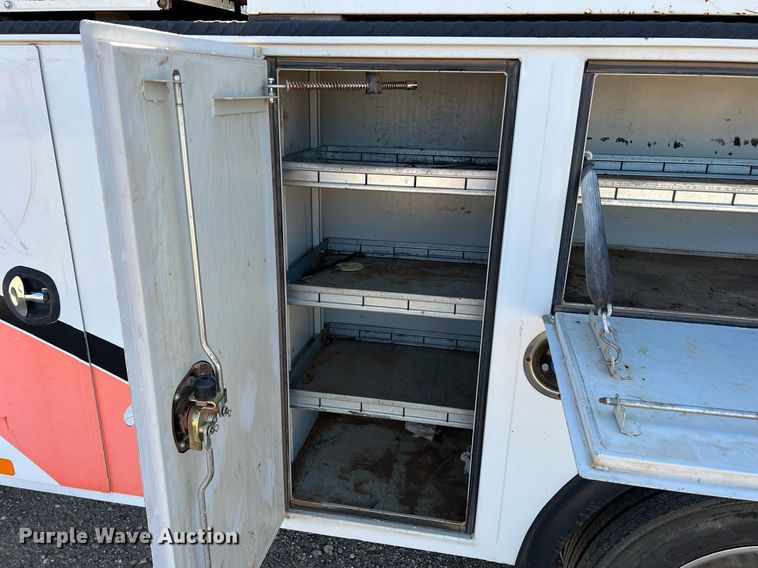 image for item DN3038 2012 Ford F550 Super Duty  Crew Cab utility / service truck