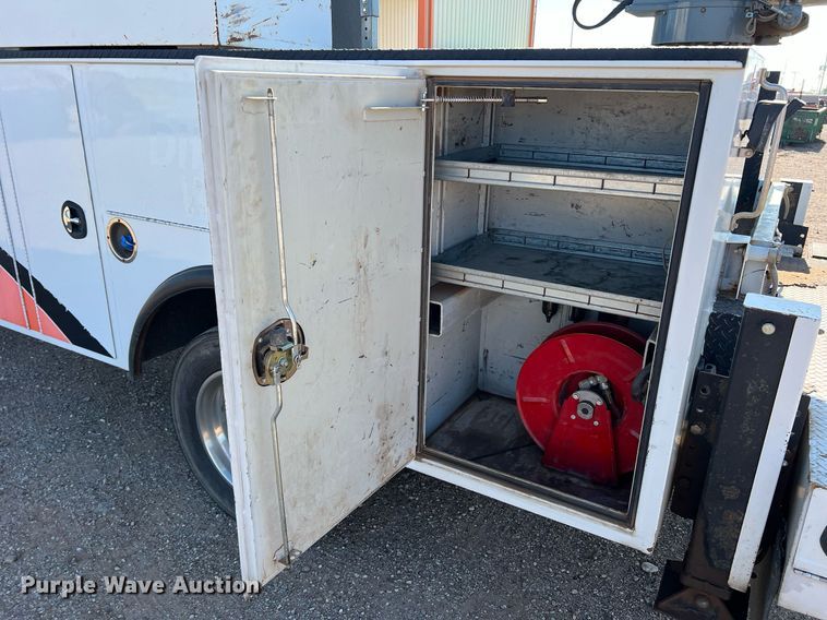 image for item DN3038 2012 Ford F550 Super Duty  Crew Cab utility / service truck