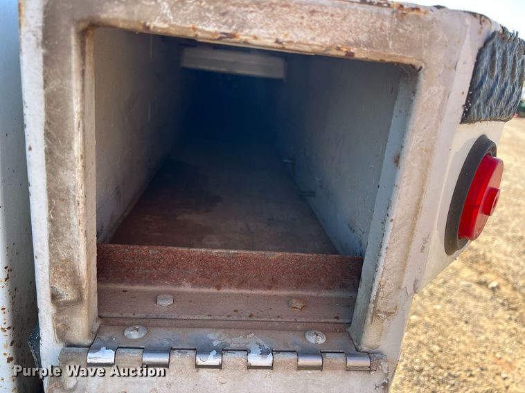 image for item DN3038 2012 Ford F550 Super Duty  Crew Cab utility / service truck