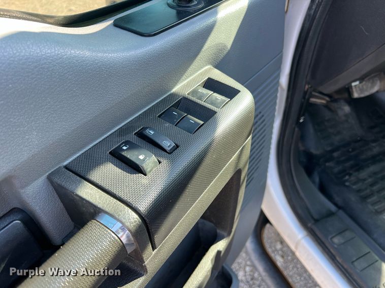 image for item DN3038 2012 Ford F550 Super Duty  Crew Cab utility / service truck