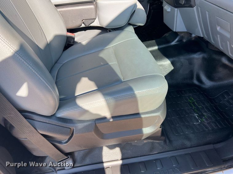 image for item DN3038 2012 Ford F550 Super Duty  Crew Cab utility / service truck