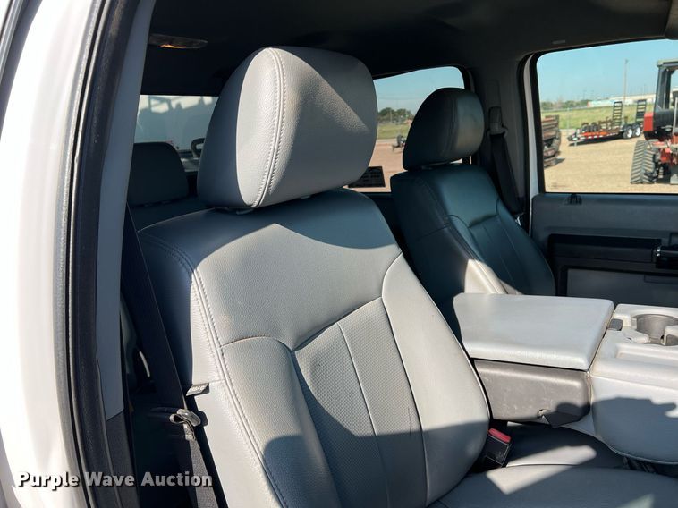 image for item DN3038 2012 Ford F550 Super Duty  Crew Cab utility / service truck