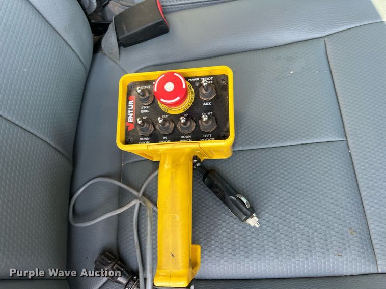 image for item DN3038 2012 Ford F550 Super Duty  Crew Cab utility / service truck