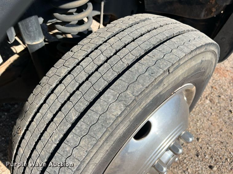 image for item DN3038 2012 Ford F550 Super Duty  Crew Cab utility / service truck