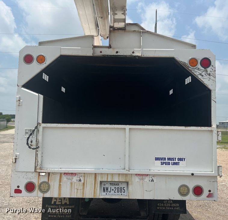 image for item DN3040 2013 Ford F750 Super Duty  forestry bucket truck