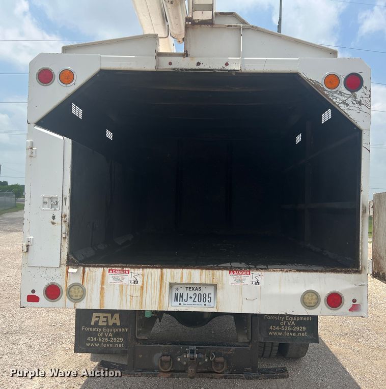 image for item DN3040 2013 Ford F750 Super Duty  forestry bucket truck