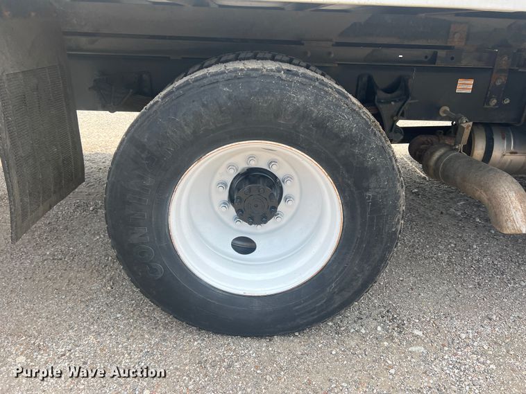 image for item DN3040 2013 Ford F750 Super Duty  forestry bucket truck