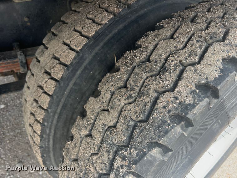 image for item DN3040 2013 Ford F750 Super Duty  forestry bucket truck