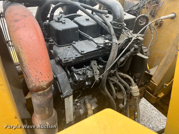 image for item DN3041 2003 Vermeer BC1800A  wood chipper