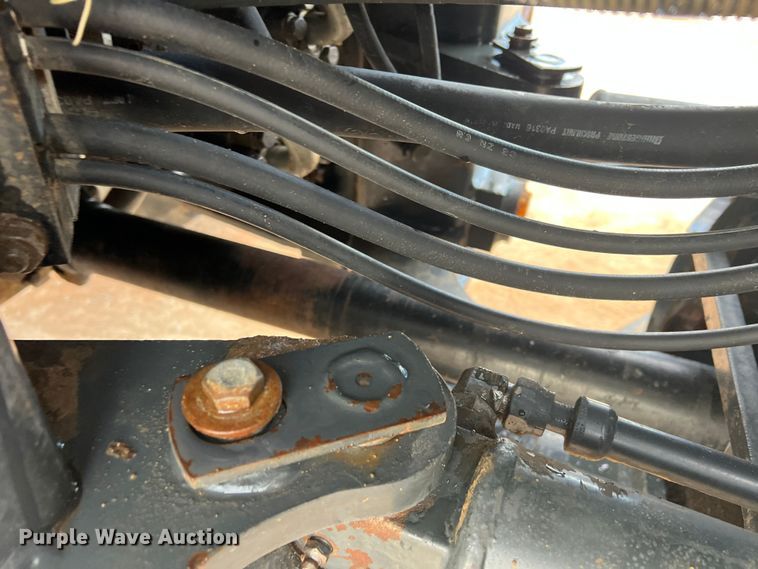 image for item DN3102 2005 Komatsu WA250-5  wheel loader