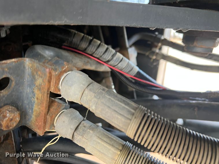 image for item DN3102 2005 Komatsu WA250-5  wheel loader