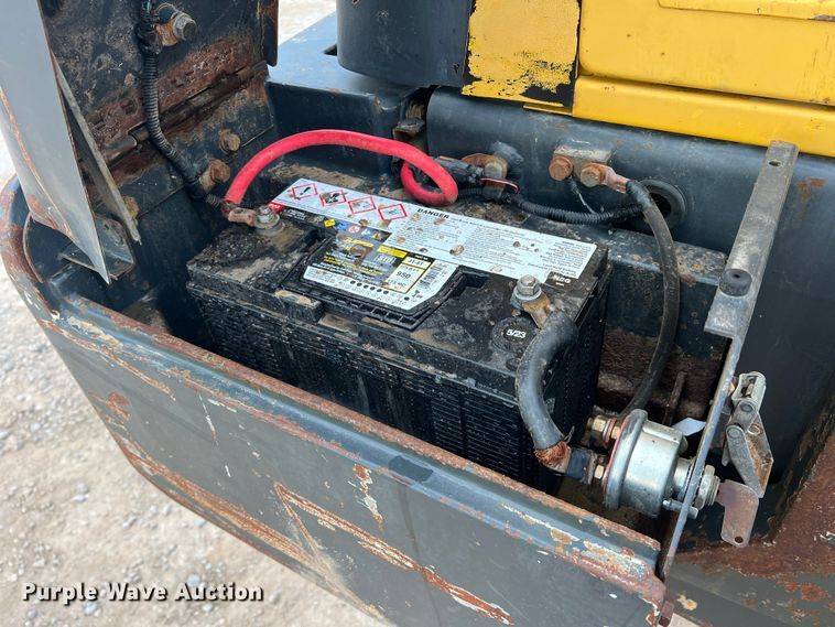 image for item DN3102 2005 Komatsu WA250-5  wheel loader