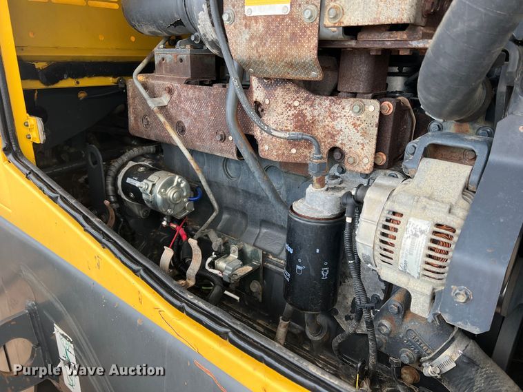 image for item DN3102 2005 Komatsu WA250-5  wheel loader