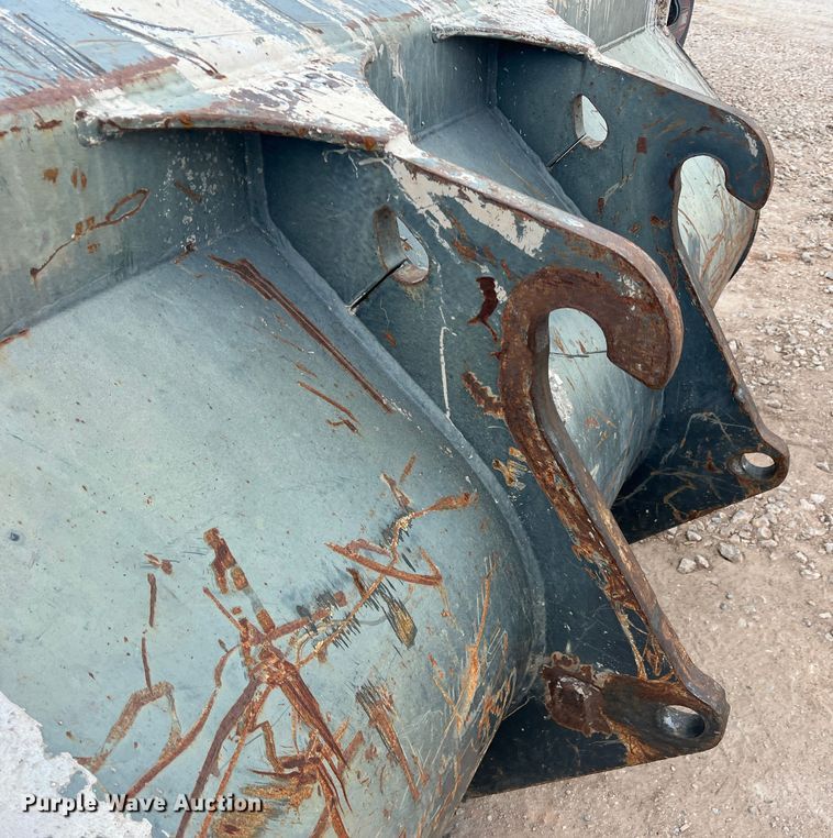 image for item DN3102 2005 Komatsu WA250-5  wheel loader