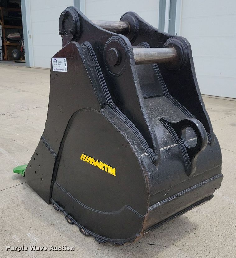 image for item DN3998 Martin  excavator bucket