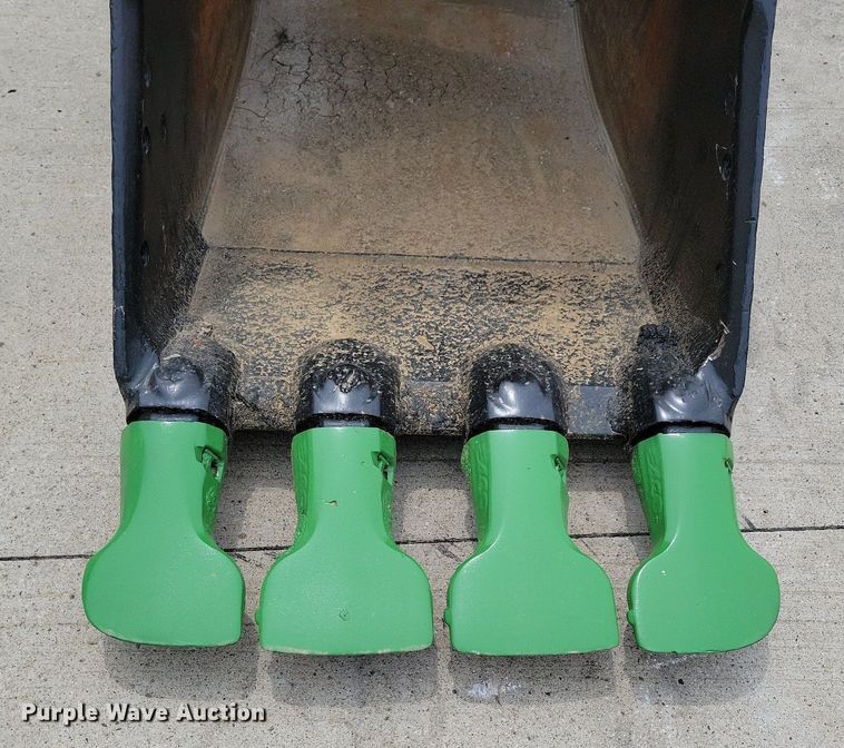 image for item DN3998 Martin  excavator bucket