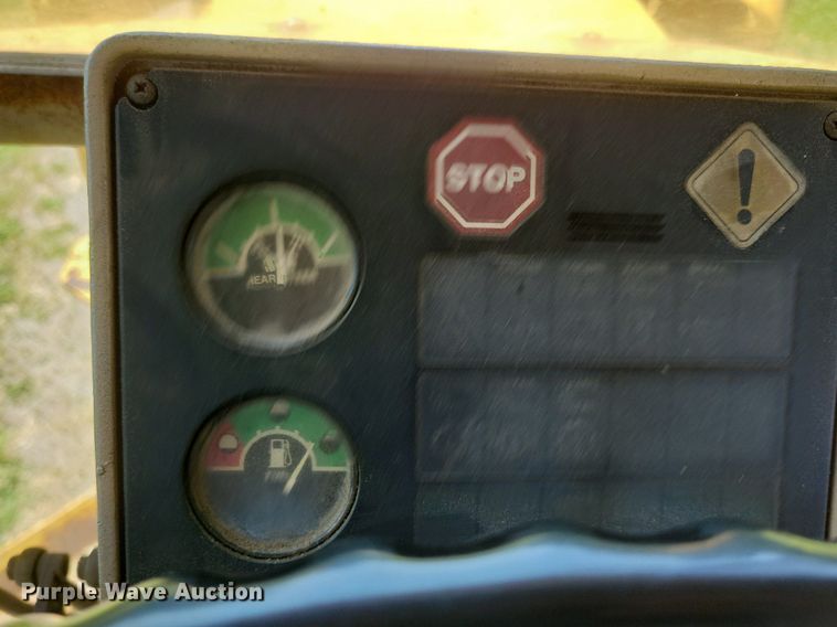 image for item DN3999 1988 John Deere 670B  motor grader