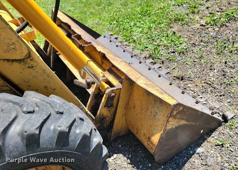 image for item DN4000 1995 Case 1845C  skid steer loader