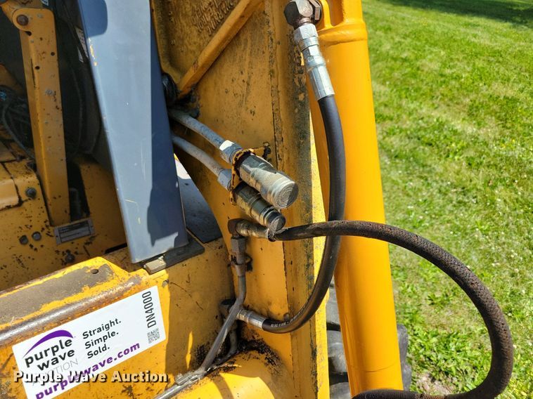 image for item DN4000 1995 Case 1845C  skid steer loader