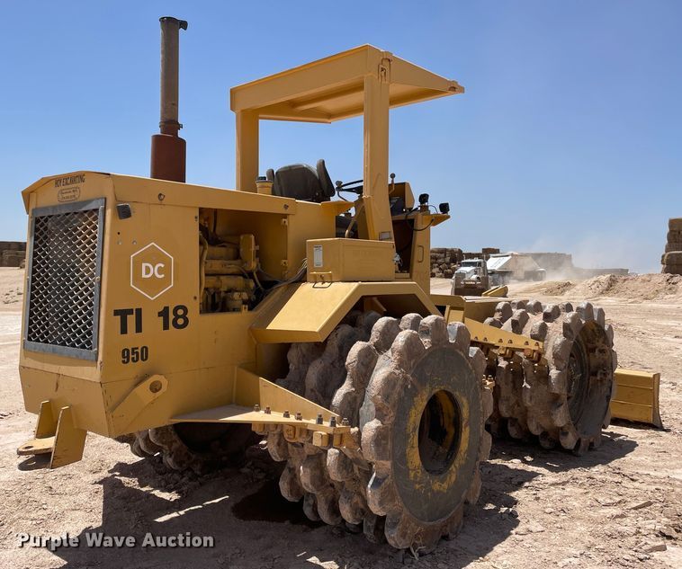 image for item DN4700 Muller TI18  soil compactor