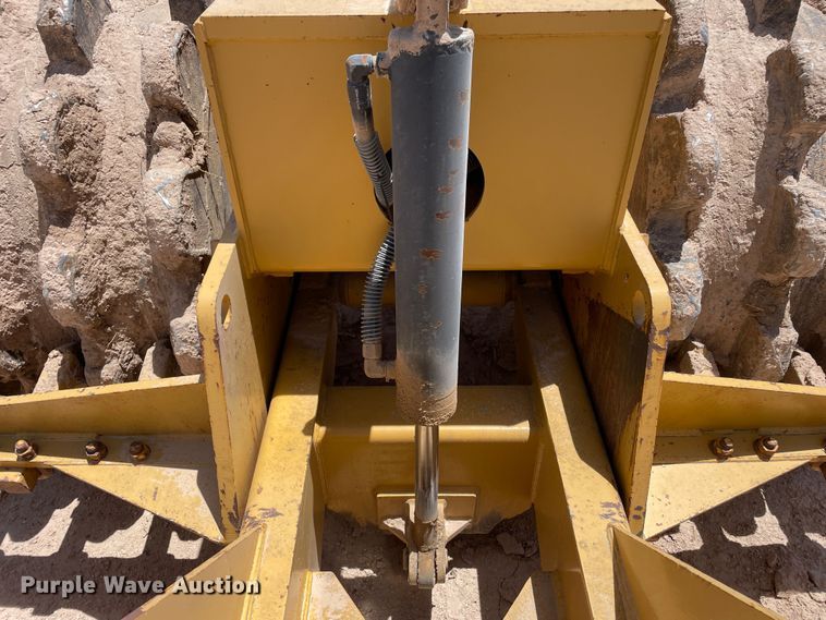 image for item DN4700 Muller TI18  soil compactor