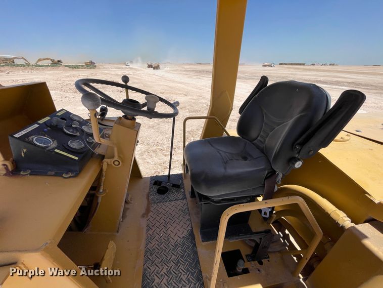 image for item DN4700 Muller TI18  soil compactor