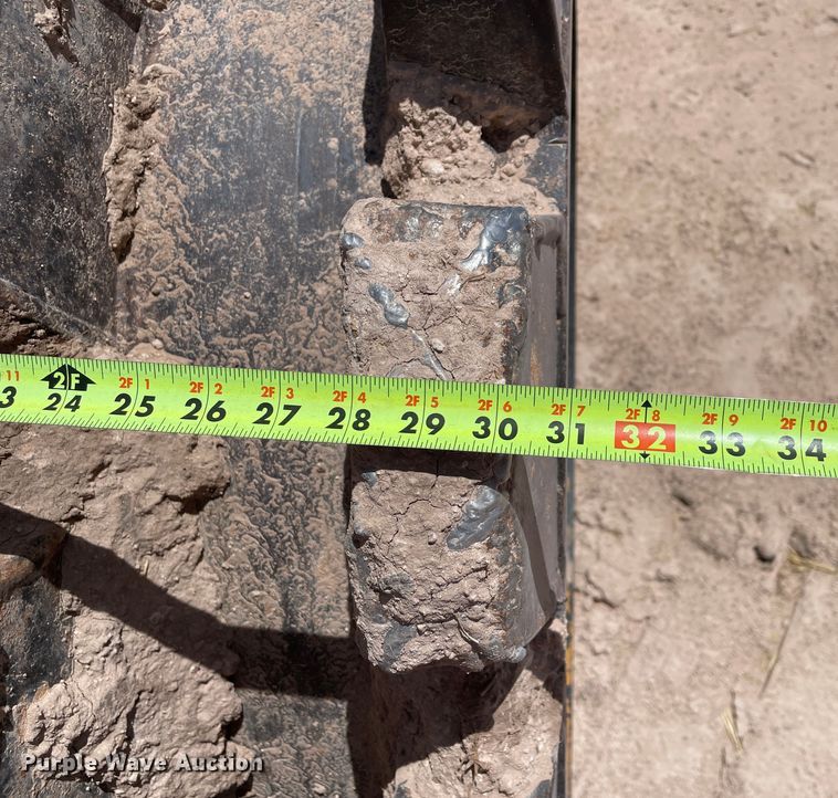 image for item DN4700 Muller TI18  soil compactor