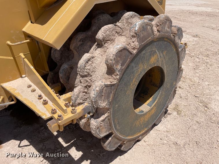 image for item DN4700 Muller TI18  soil compactor