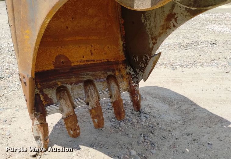 image for item DN6496 2010 Komatsu PC228USLC-8  excavator