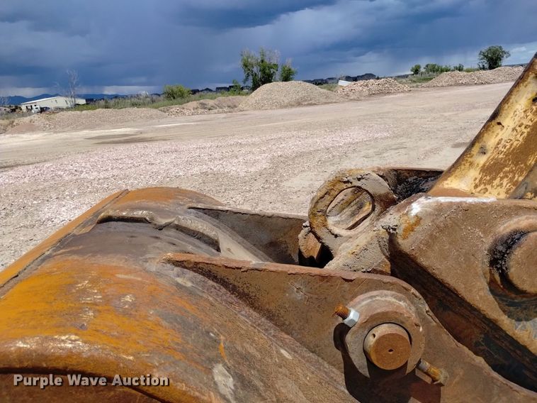 image for item DN6496 2010 Komatsu PC228USLC-8  excavator