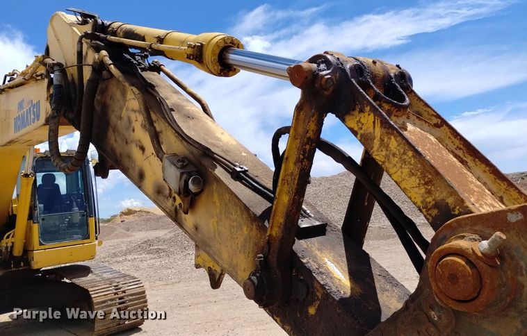 image for item DN6496 2010 Komatsu PC228USLC-8  excavator