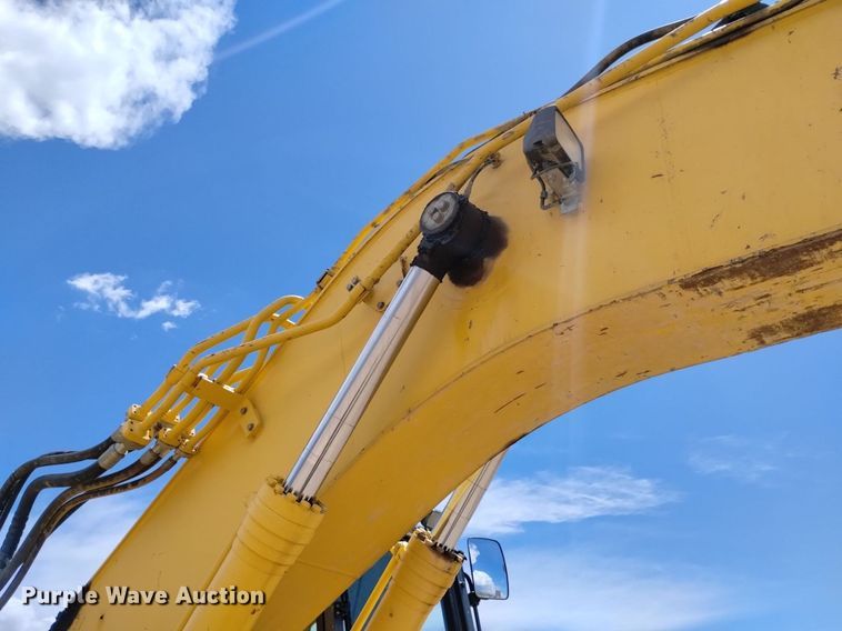 image for item DN6496 2010 Komatsu PC228USLC-8  excavator